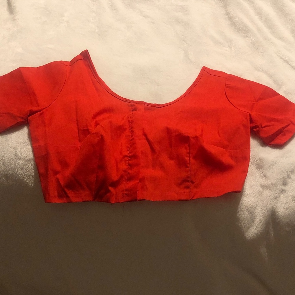 Women's Red Scoop-Neck Cropped Top